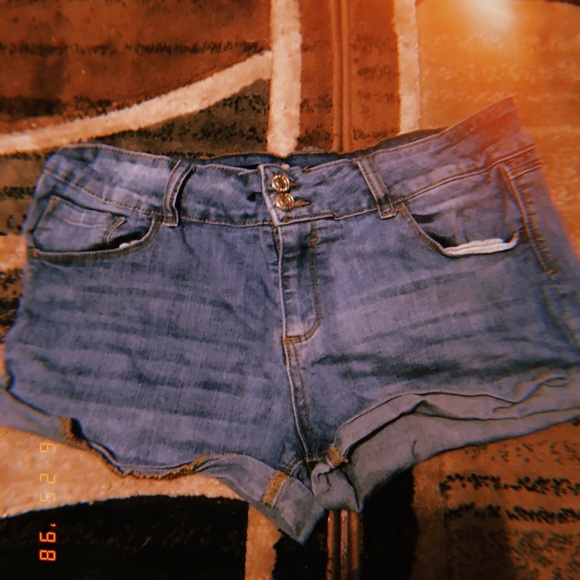 Old navy blue jean shorts - Picture 1 of 1